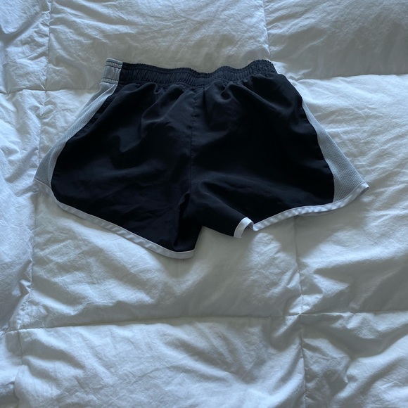 Jeans - Picture 6 of 7